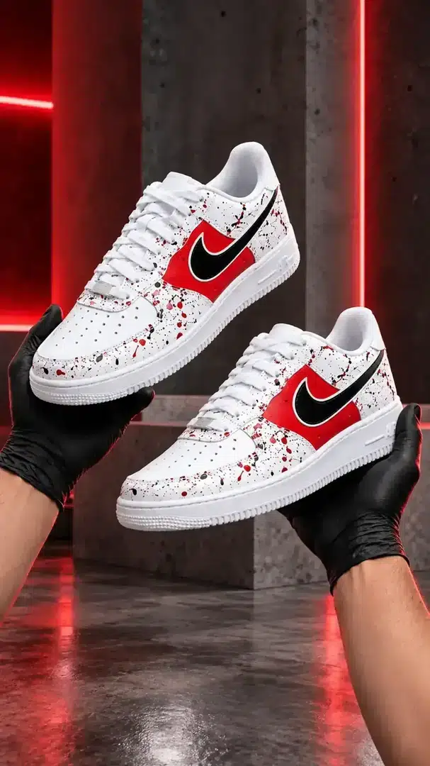 White / Red — Splatter