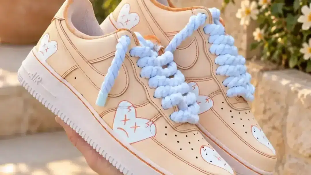 Peach / White — Luxury
