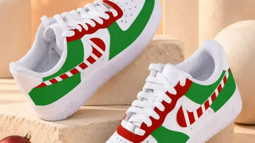 White / Green — Seasonal Drops · 02 — full-pair product view