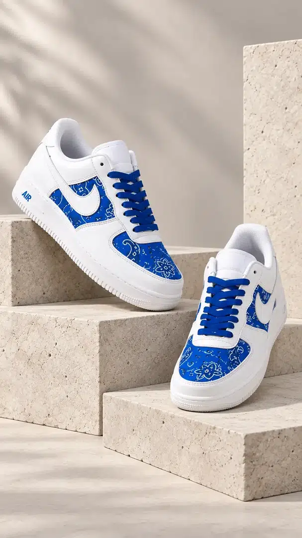 Blue / White — Luxury