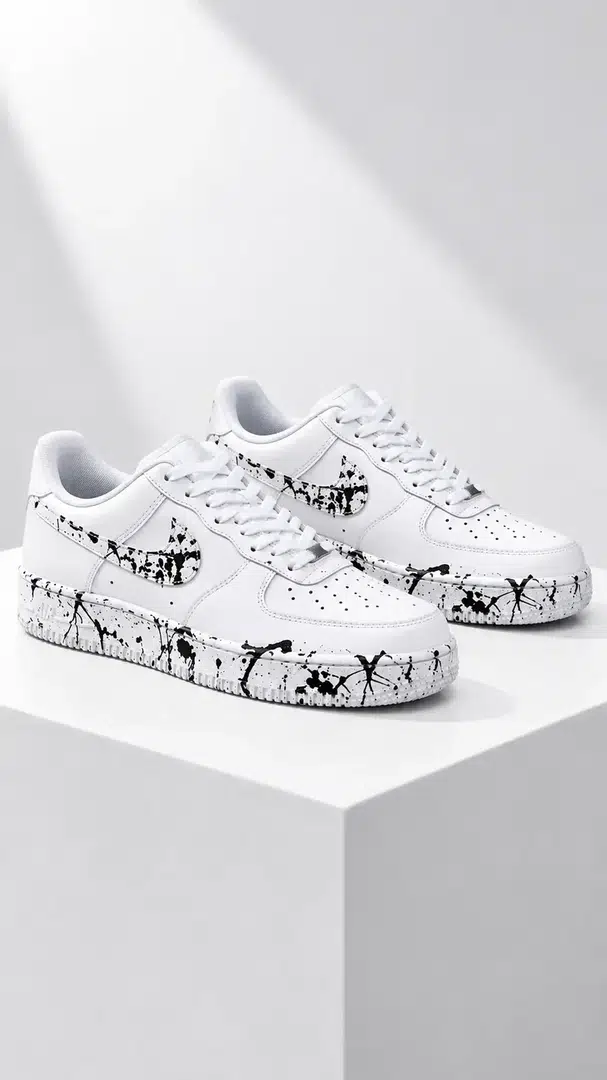 White / Black — Splatter Metro