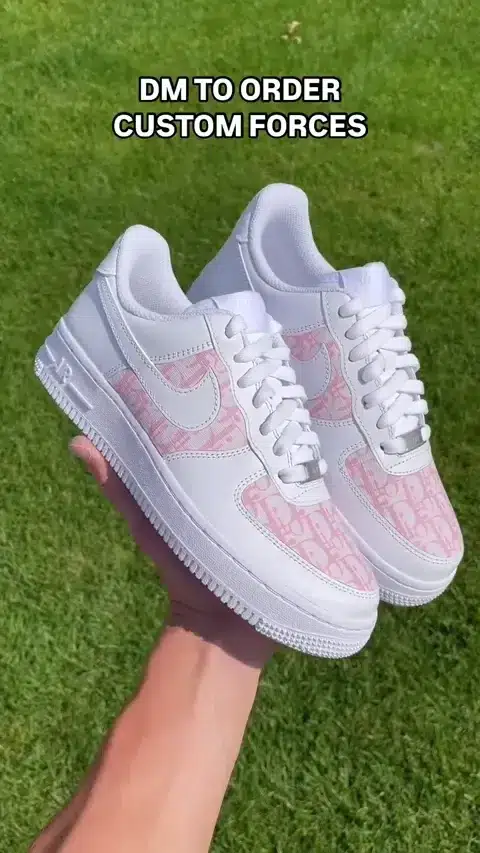 White / Pink — Luxury · 16 approved product view 1 of 4